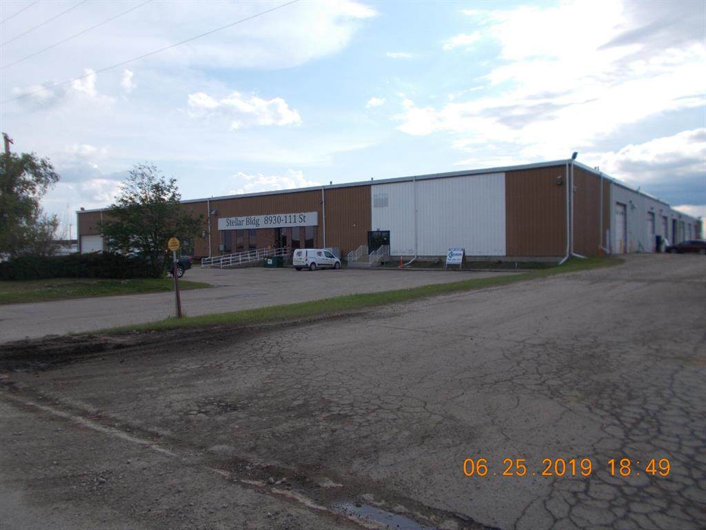 8930 111 Street - Photo 1