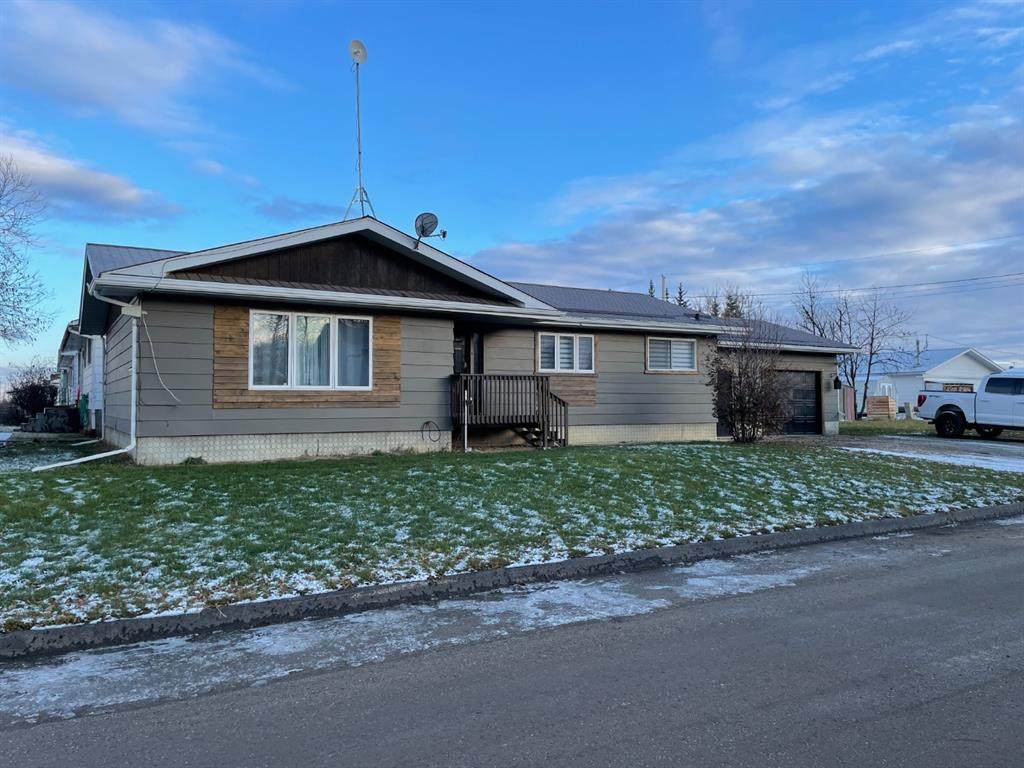 920 6 Ave - Photo 1