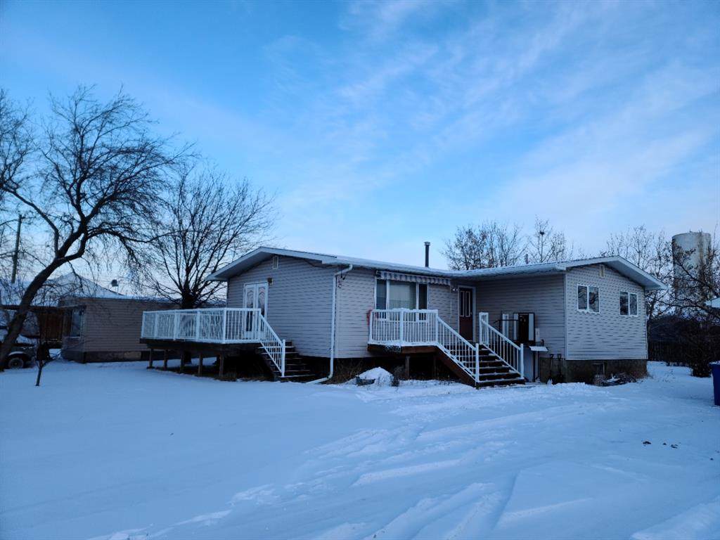5604 50 Street - Photo 1