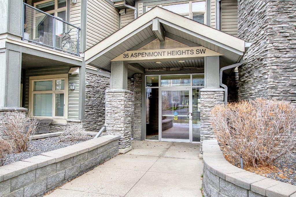 35 Aspenmont Heights - Photo 1