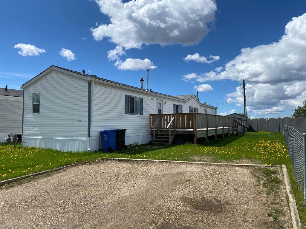 5013 54A Street - Photo 1