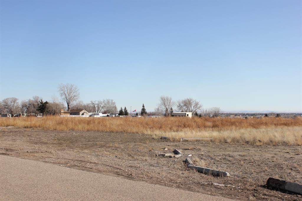 1109 7 Street - Photo 1