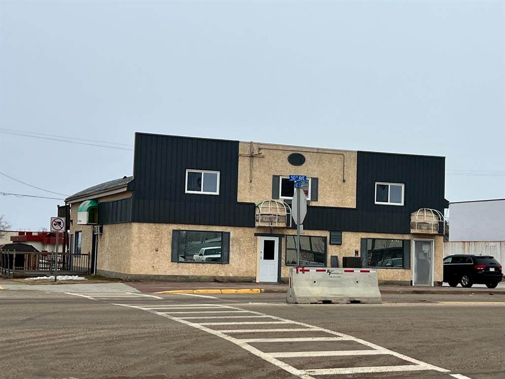 4711 50 Avenue - Photo 1