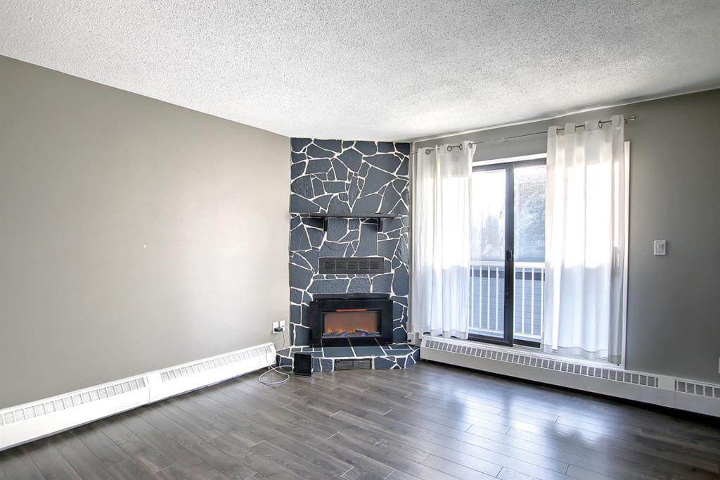 91 Cosgrove Crescent - Photo 1