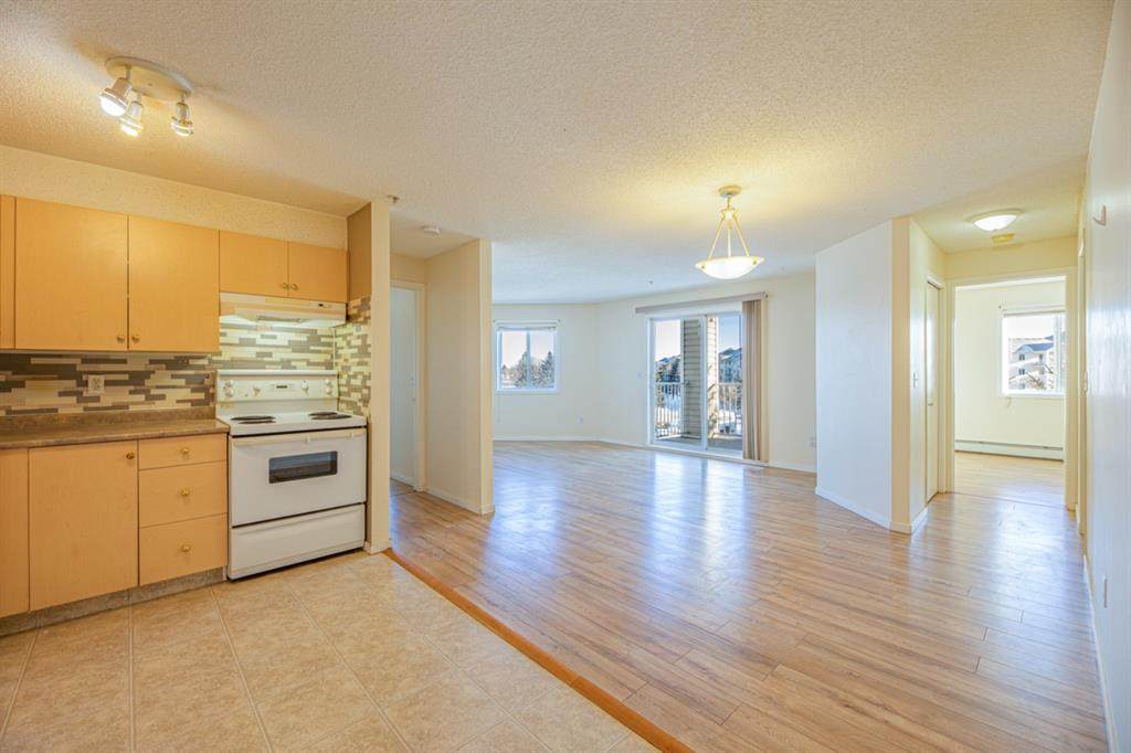 1717 60 Street - Photo 1
