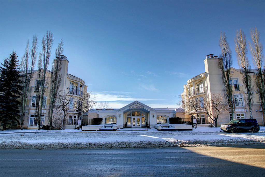 5201 Dalhousie Drive - Photo 1