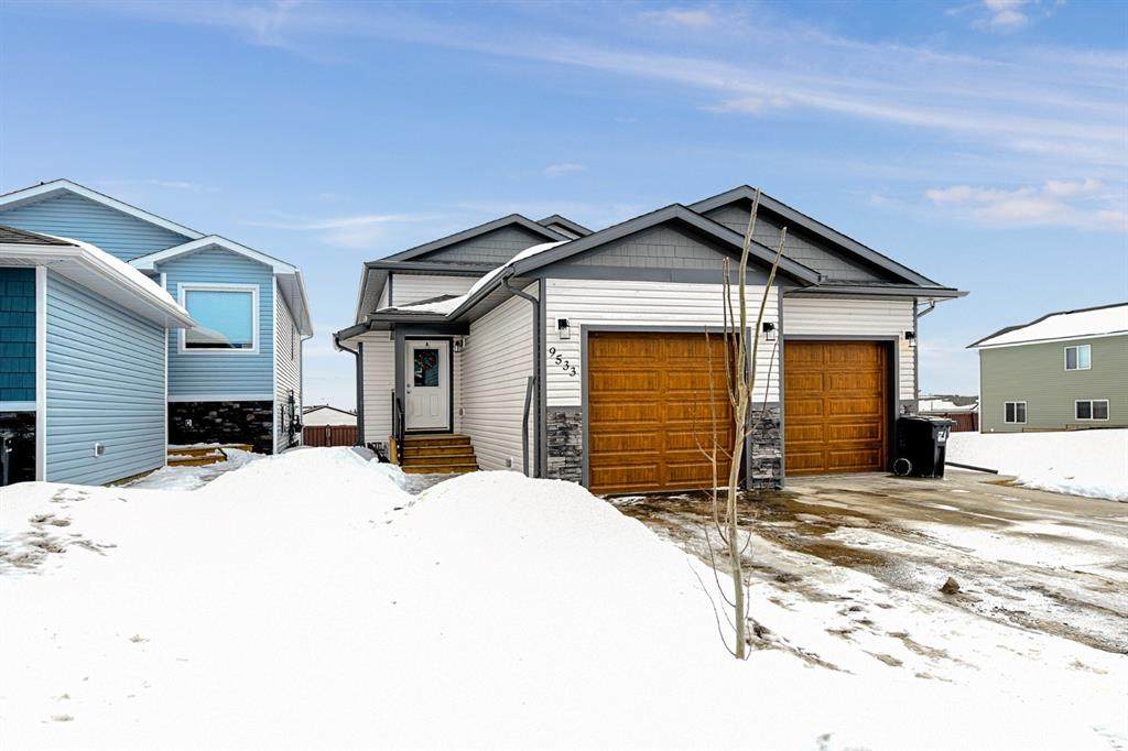 9533 113 Avenue - Photo 1