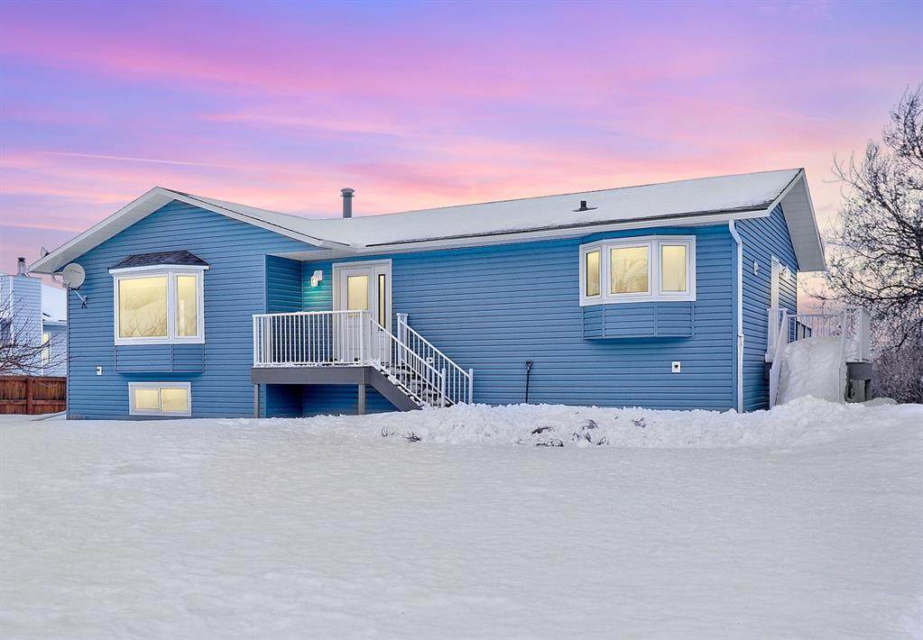 105 Sunset Drive - Photo 1