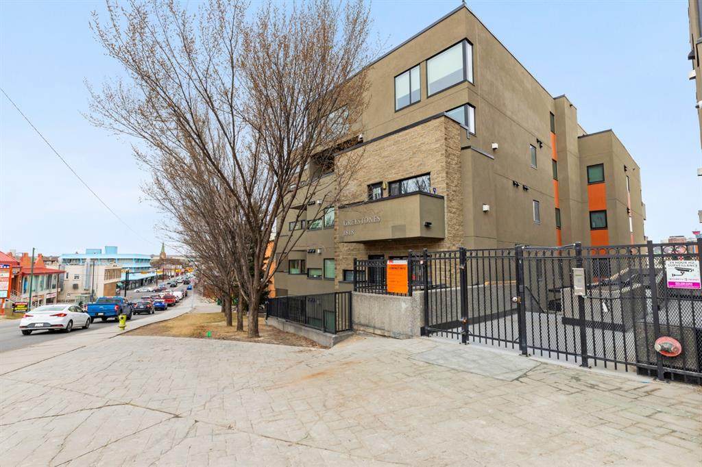 1818 14 Street - Photo 1