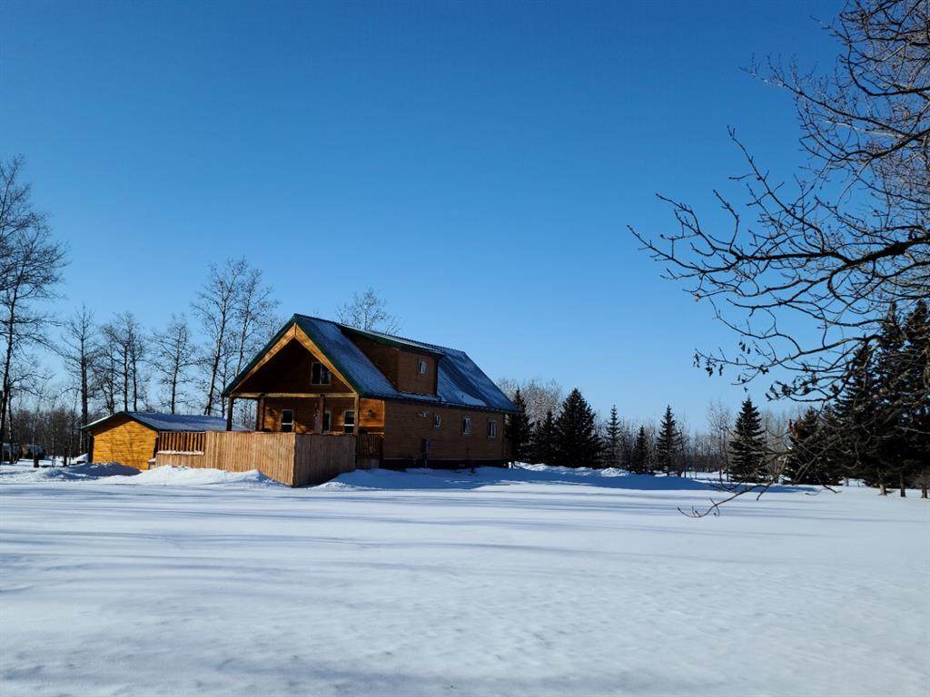 20133 Township Road 832 - Photo 1