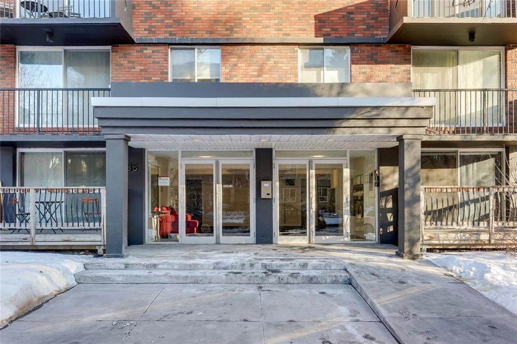 1236 15 Avenue - Photo 1