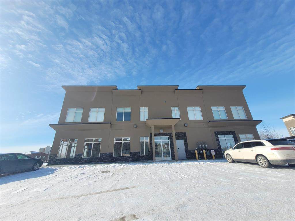 9625 97 Street - Photo 1