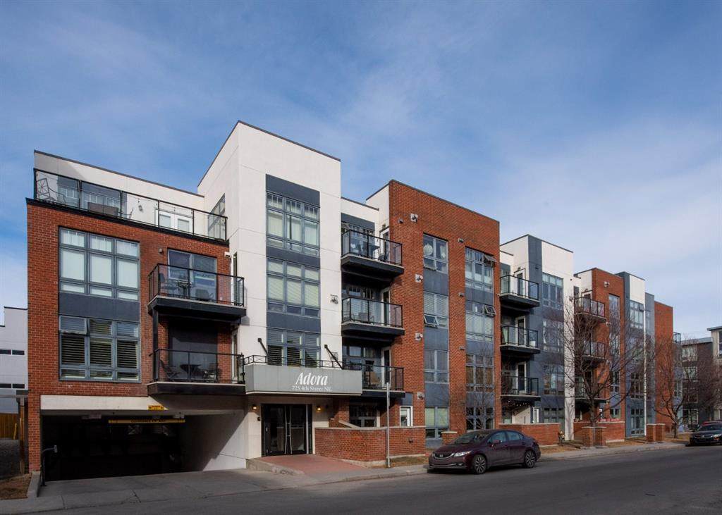725 4 Street - Photo 1