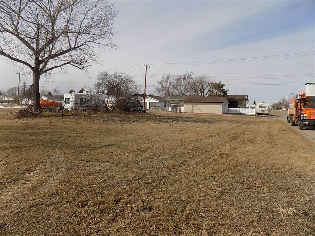 502 2 Avenue - Photo 1