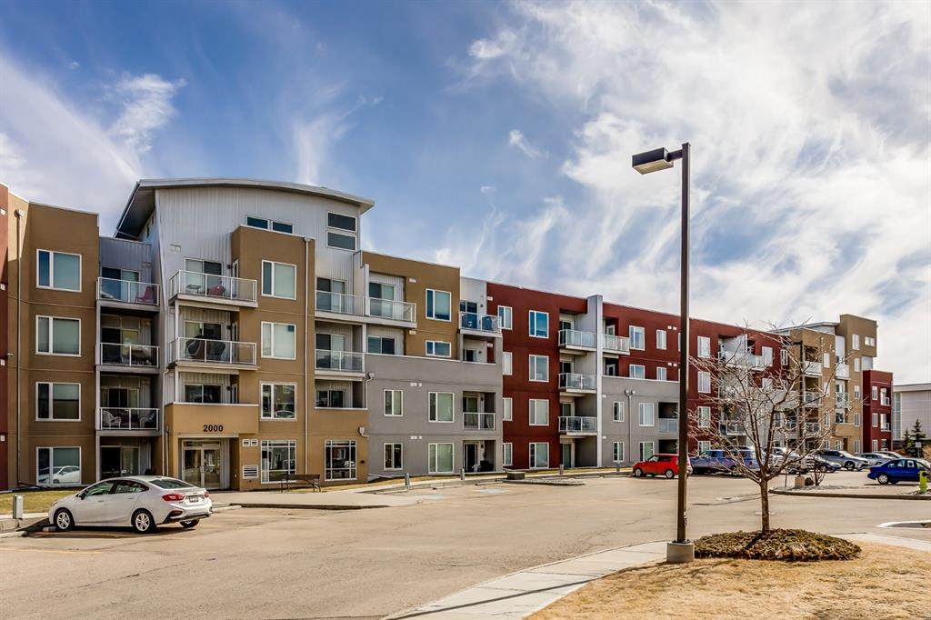 604 East Lake Boulevard - Photo 1