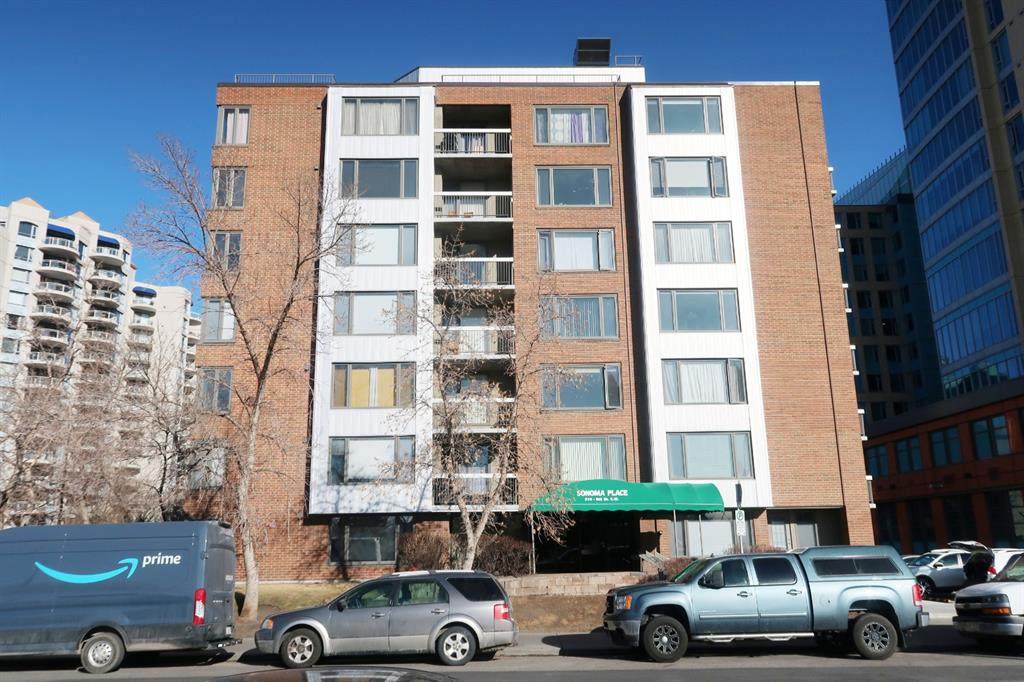 310 8 Street - Photo 1