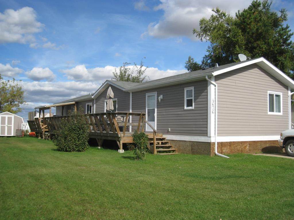 4636 59 Avenue - Photo 1
