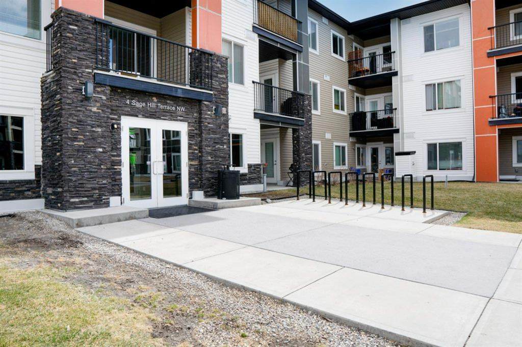 4 Sage Hill Terrace - Photo 1
