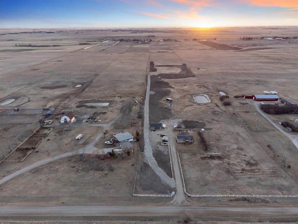 255051 Range Road 281 - Photo 1
