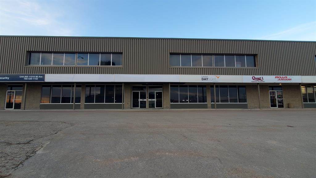 11219 98 Avenue - Photo 1