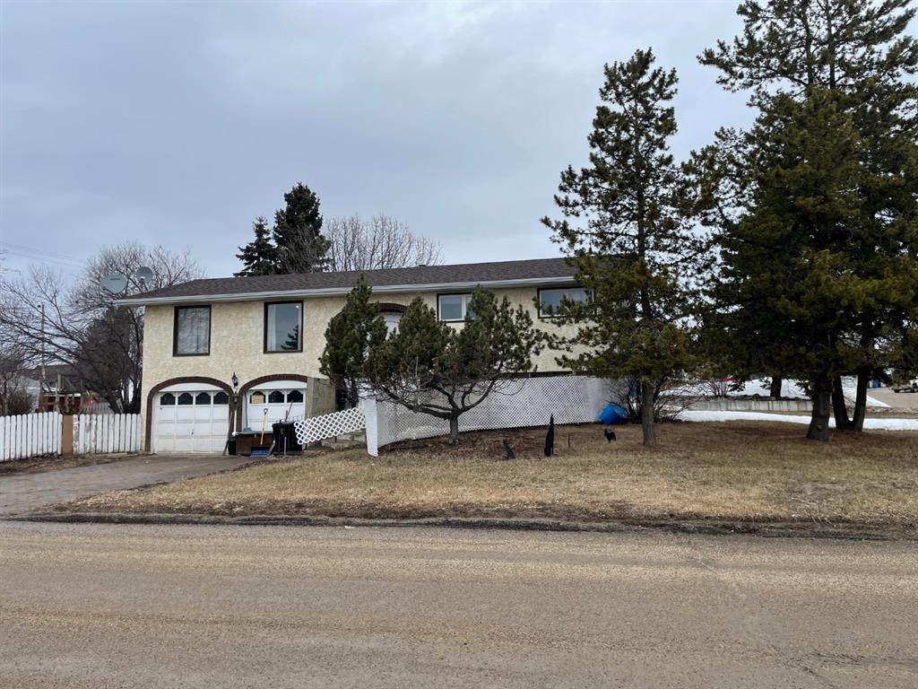 10504 105 Avenue - Photo 1