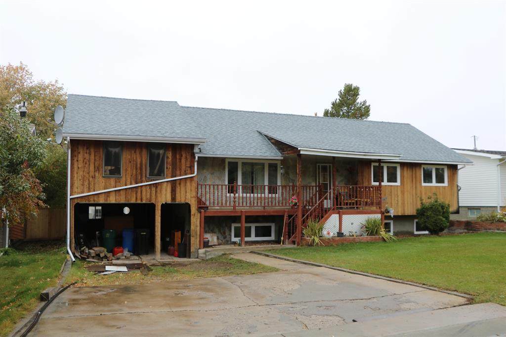 915 7 Avenue - Photo 1