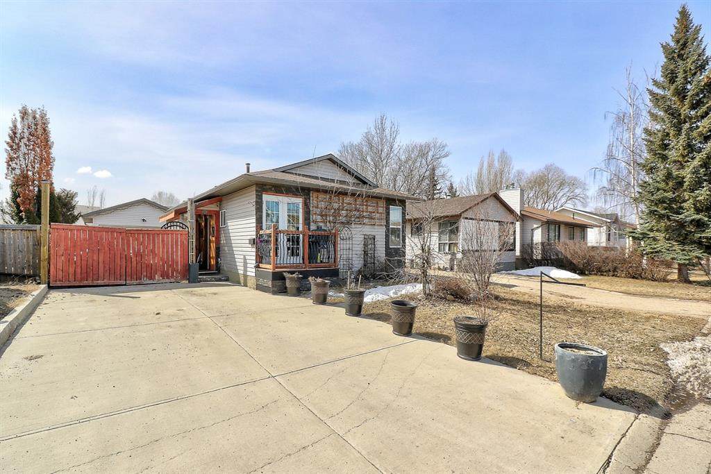 9315 67 Avenue - Photo 1