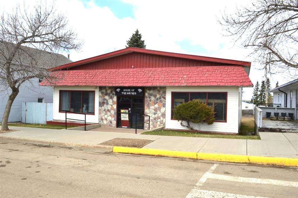 5011 50 Avenue - Photo 1