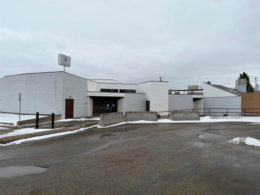 10117 93 Street - Photo 1