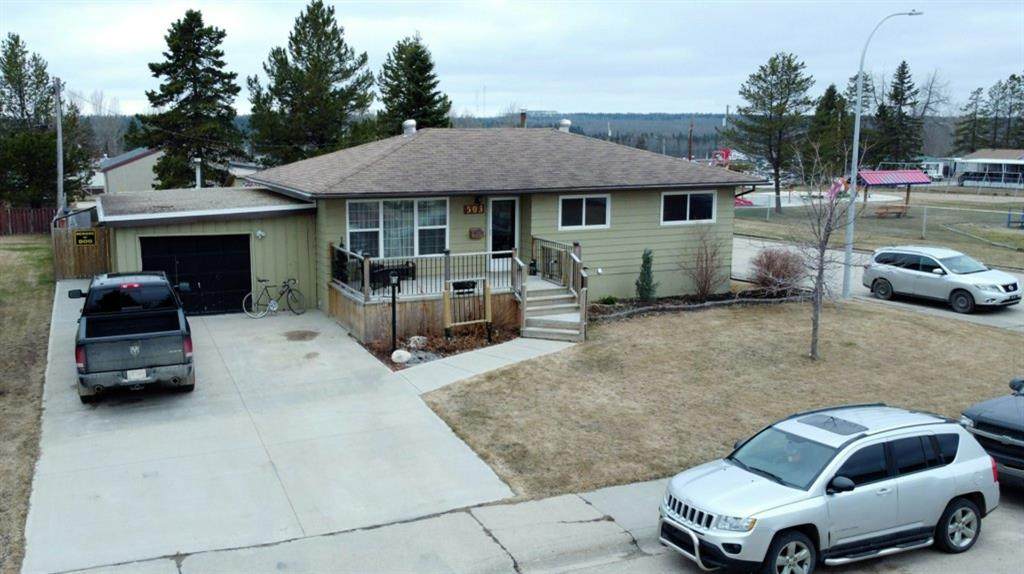 503 4 Avenue - Photo 1