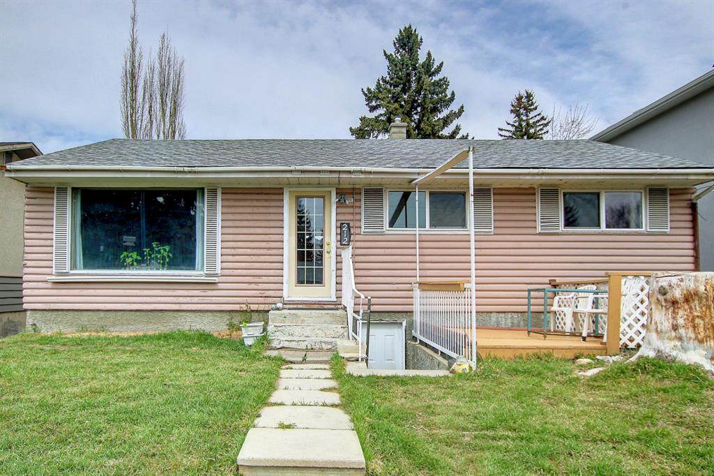 212 33 Avenue - Photo 1