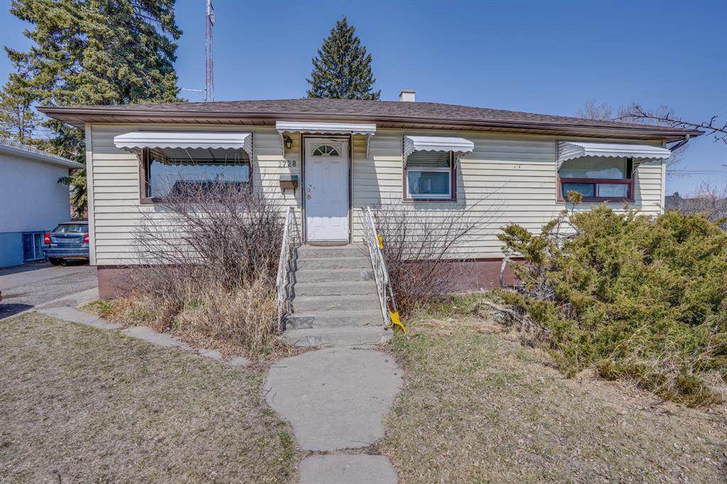 1728 17 Avenue - Photo 1
