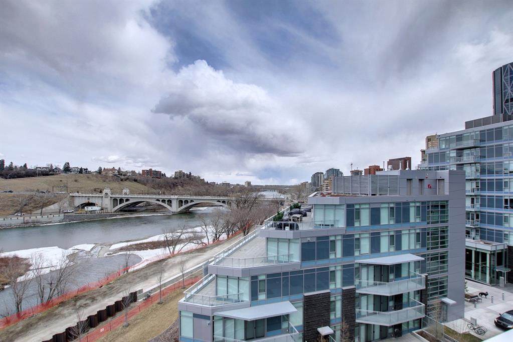 138 Waterfront Court - Photo 1