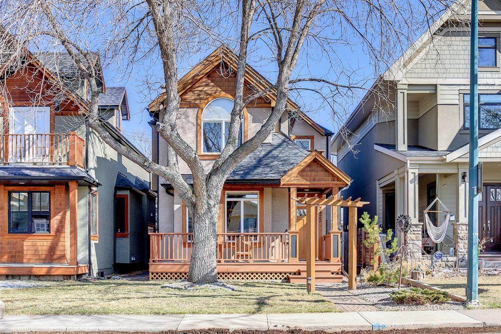 2422 6 Avenue - Photo 1