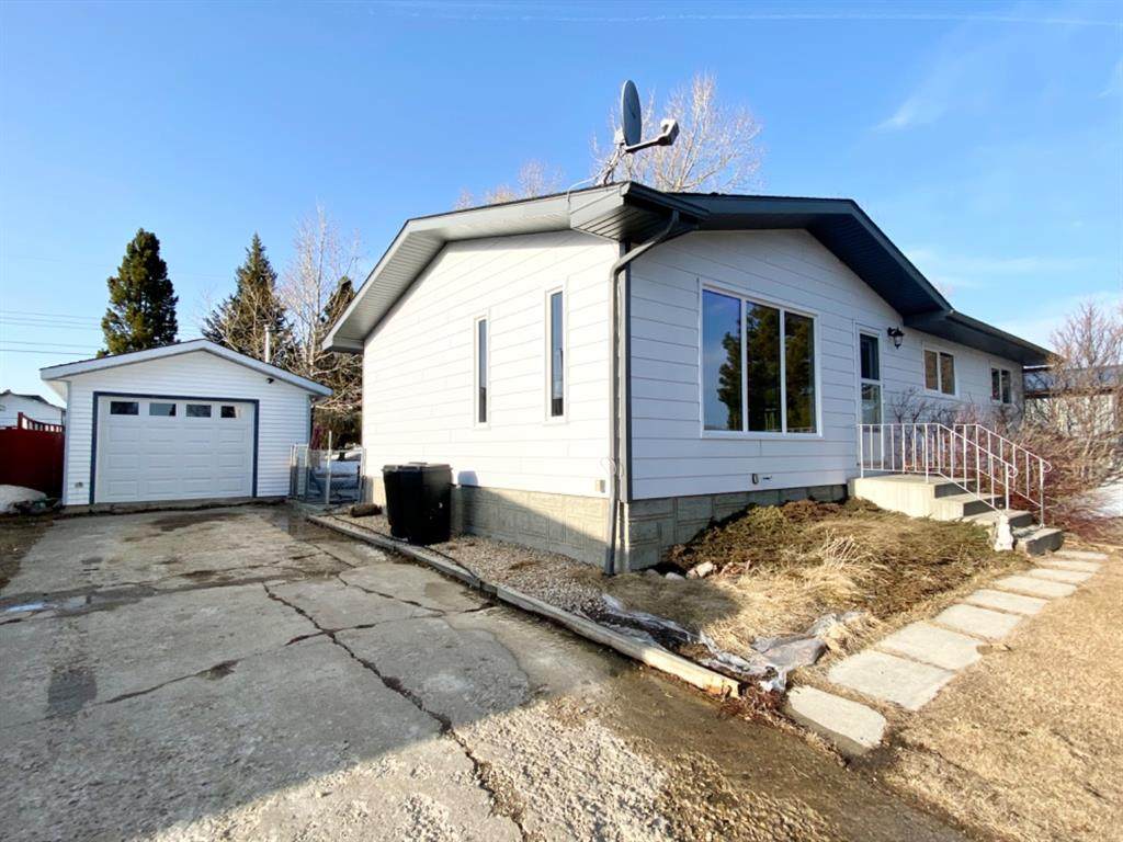 12 Centennial Crescent - Photo 1