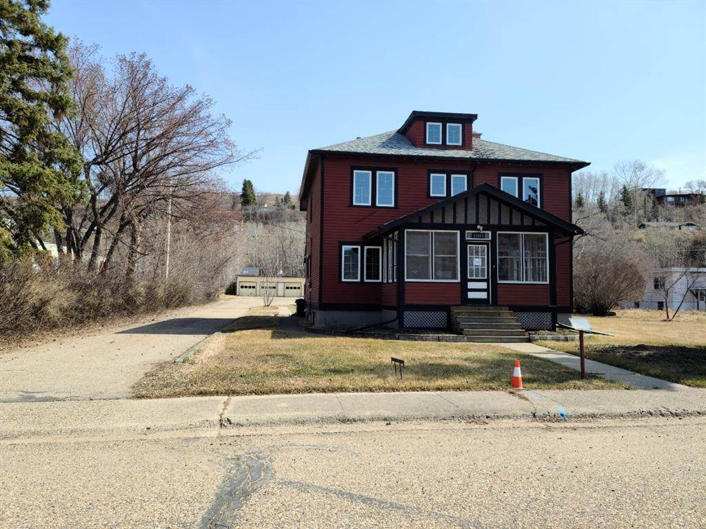11015 99 Street - Photo 1