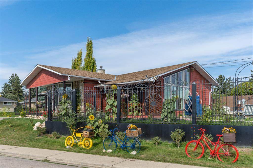 4610 Greenhill Crescent - Photo 1