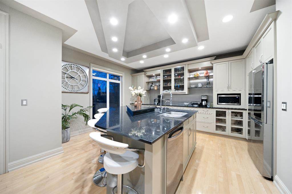 1616 21 Avenue - Photo 1