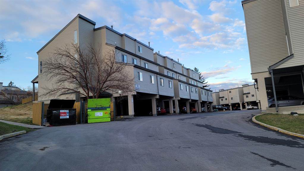 1540 29 Street - Photo 1