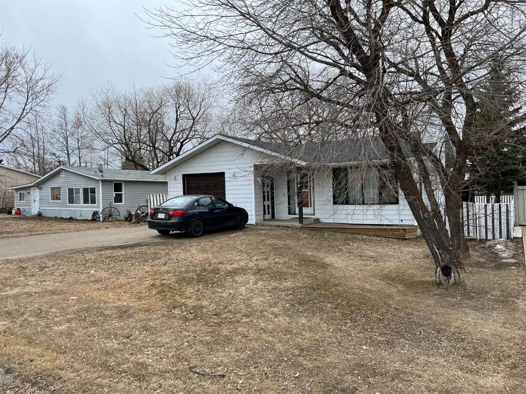 4910 52 Street - Photo 1
