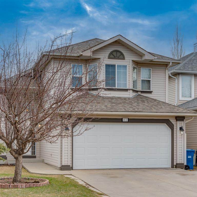 82 Harvest Creek Close - Photo 1