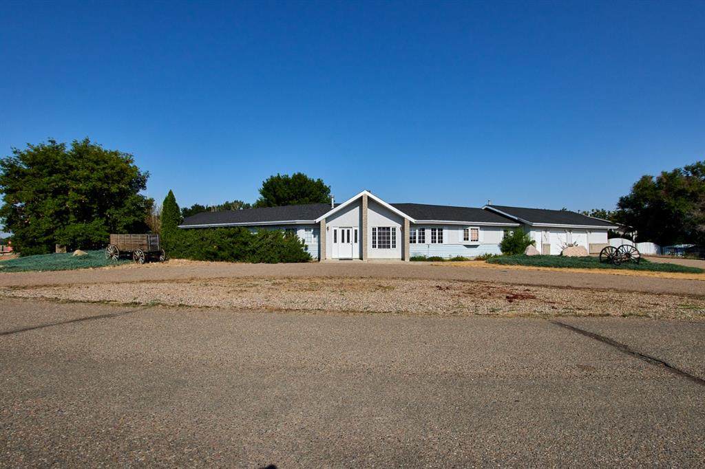 477 8 Street - Photo 1