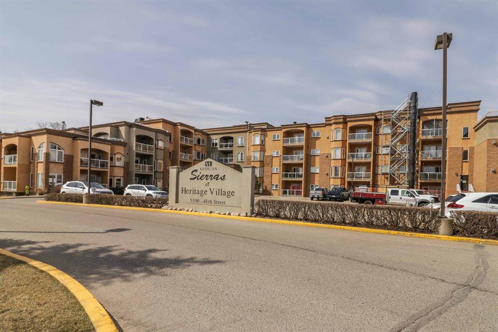 5300 48 Street - Photo 1