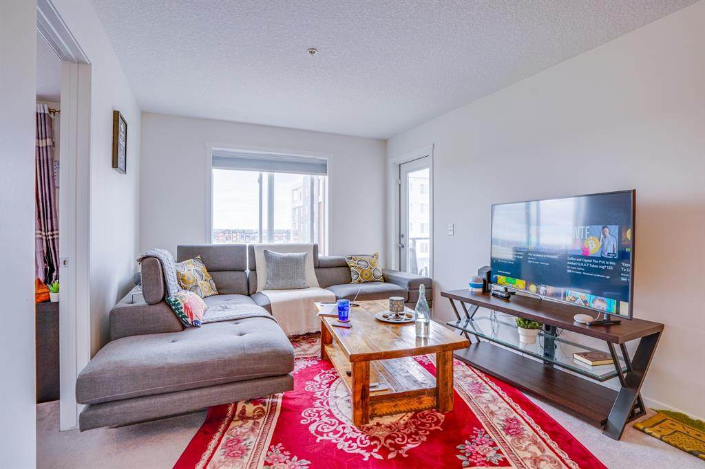 4641 128 Avenue - Photo 1