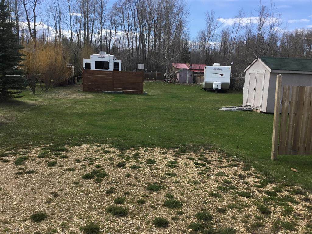10428 Township Road 735 - Photo 1