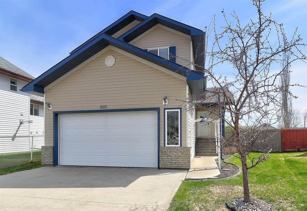 6601 87B Street - Photo 1