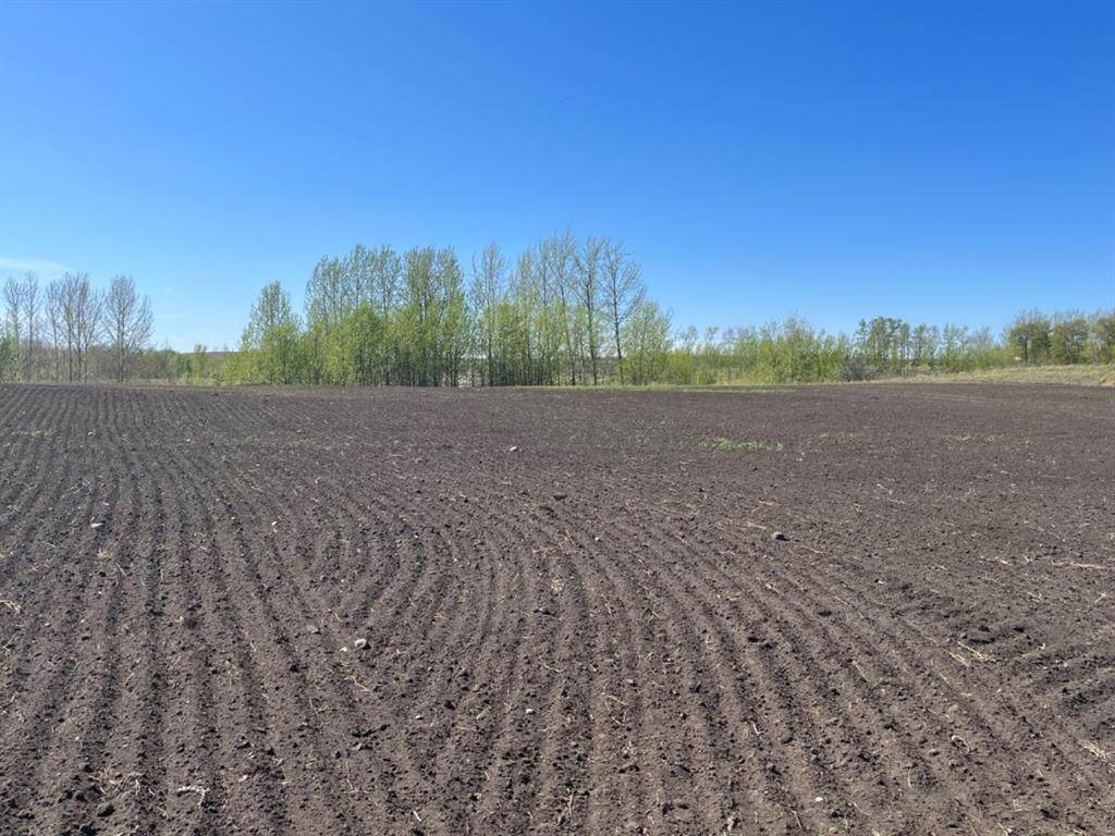 Township Road 432 - Photo 1