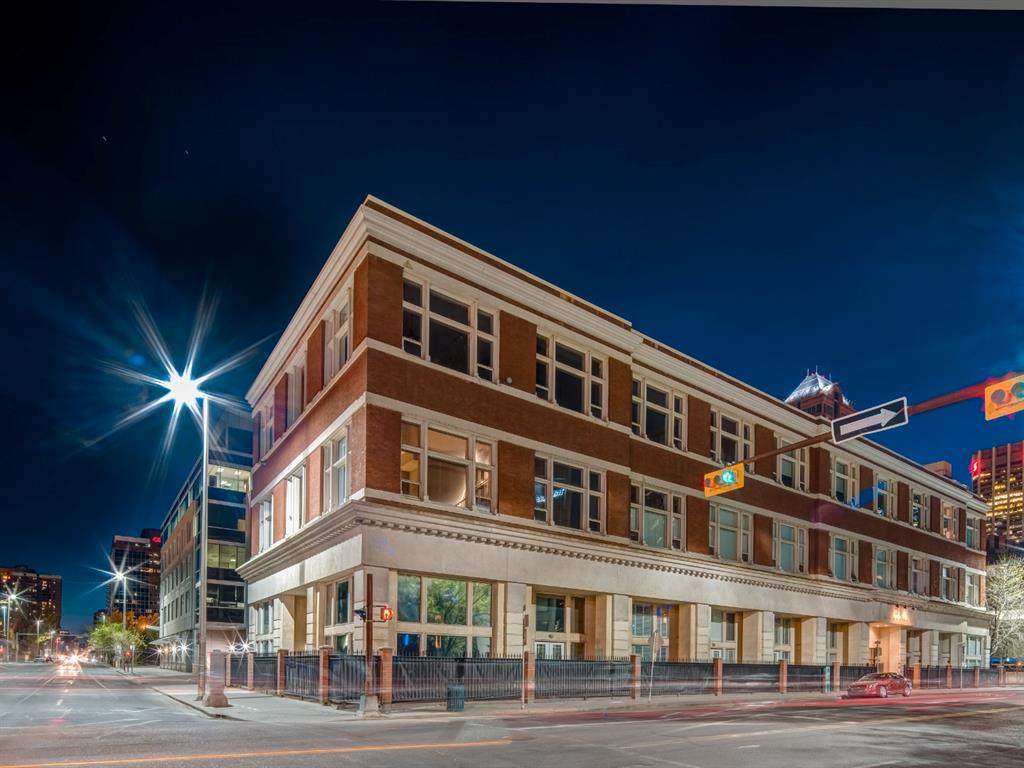 1117 1 Street - Photo 1