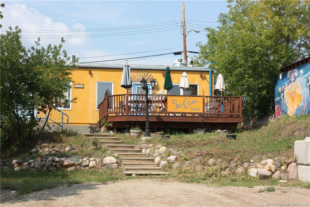 9822 95 Avenue - Photo 1