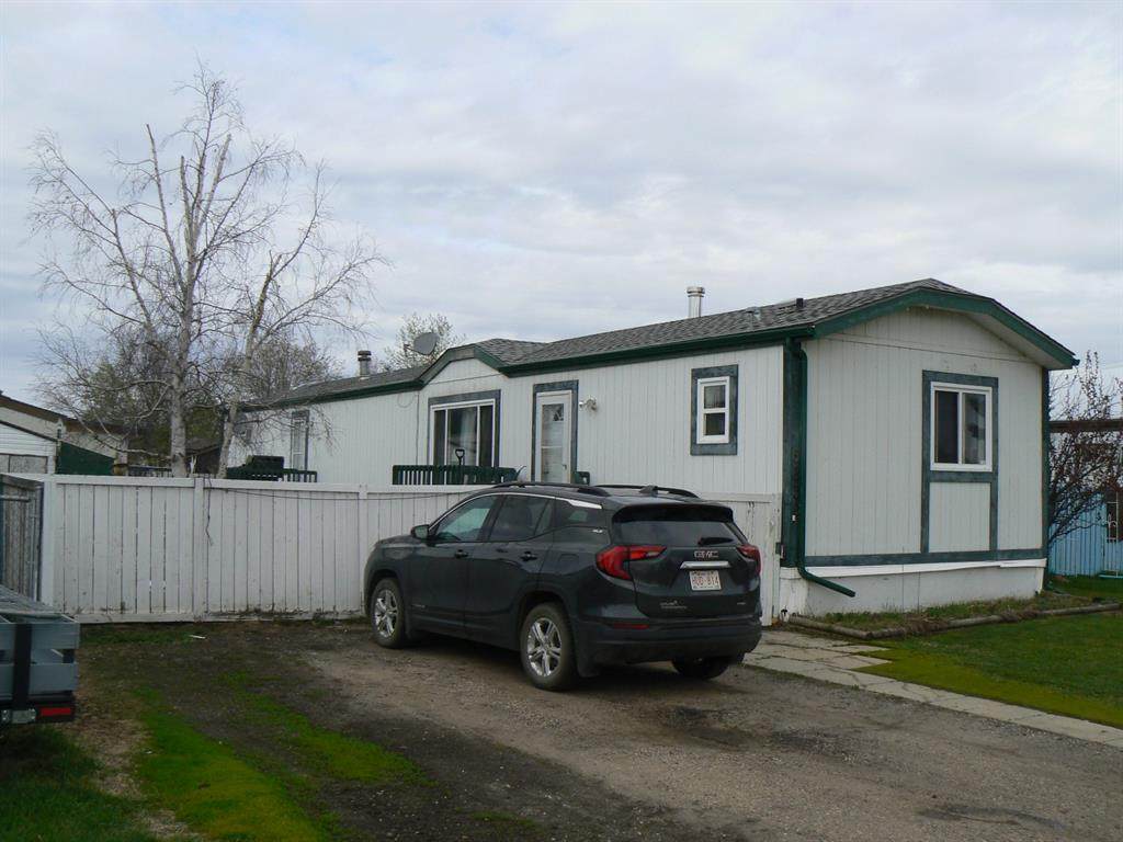 5836 46 Street - Photo 1